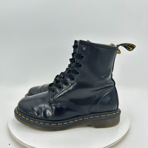 Dr. Martens 1460 Women Size 7 Black Shiny Leather 8 Hole Combat Boot - Picture 1 of 11